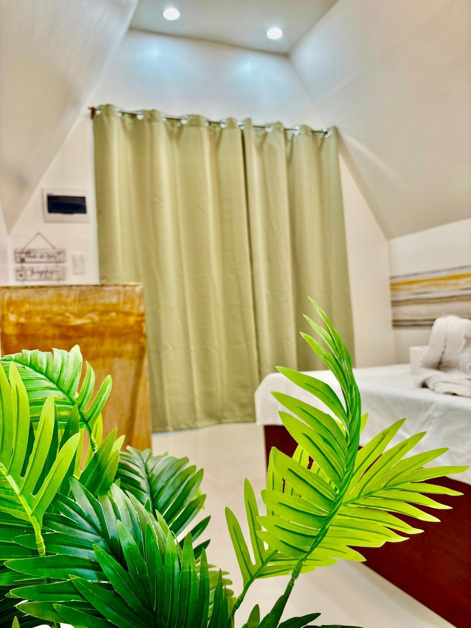 Villa Lovi Panagsama Beach Moalboal Exterior photo